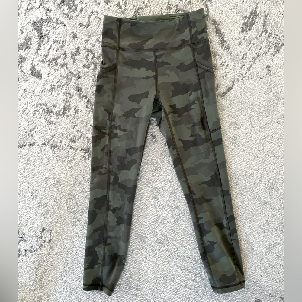 Invigorate High-Rise Tight 25" LULU LEMON - size 2